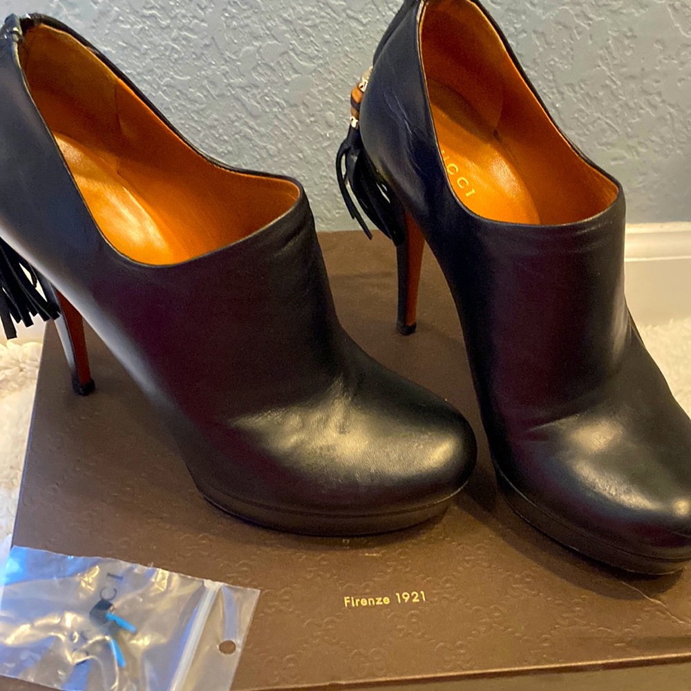 Gucci Charlotte black Booties 38